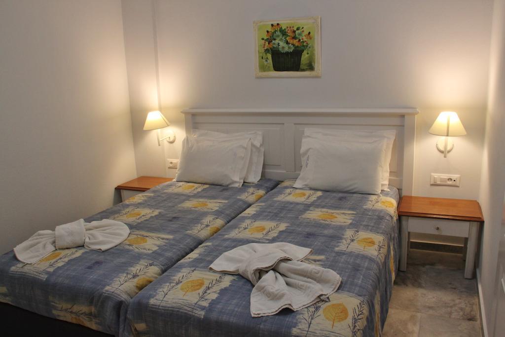Santa Irene Aparthotel Szúja Szoba fotó